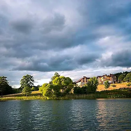 Nad Jeziorem Lakeside *