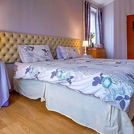 Nad Jeziorem Lakeside Borucino (Kartuzy)
